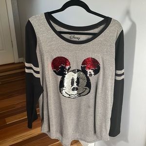 Disney color changing sequins T-shirt